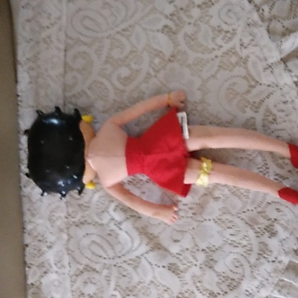 BETTY BOOP DOLL - Picture 2 of 2